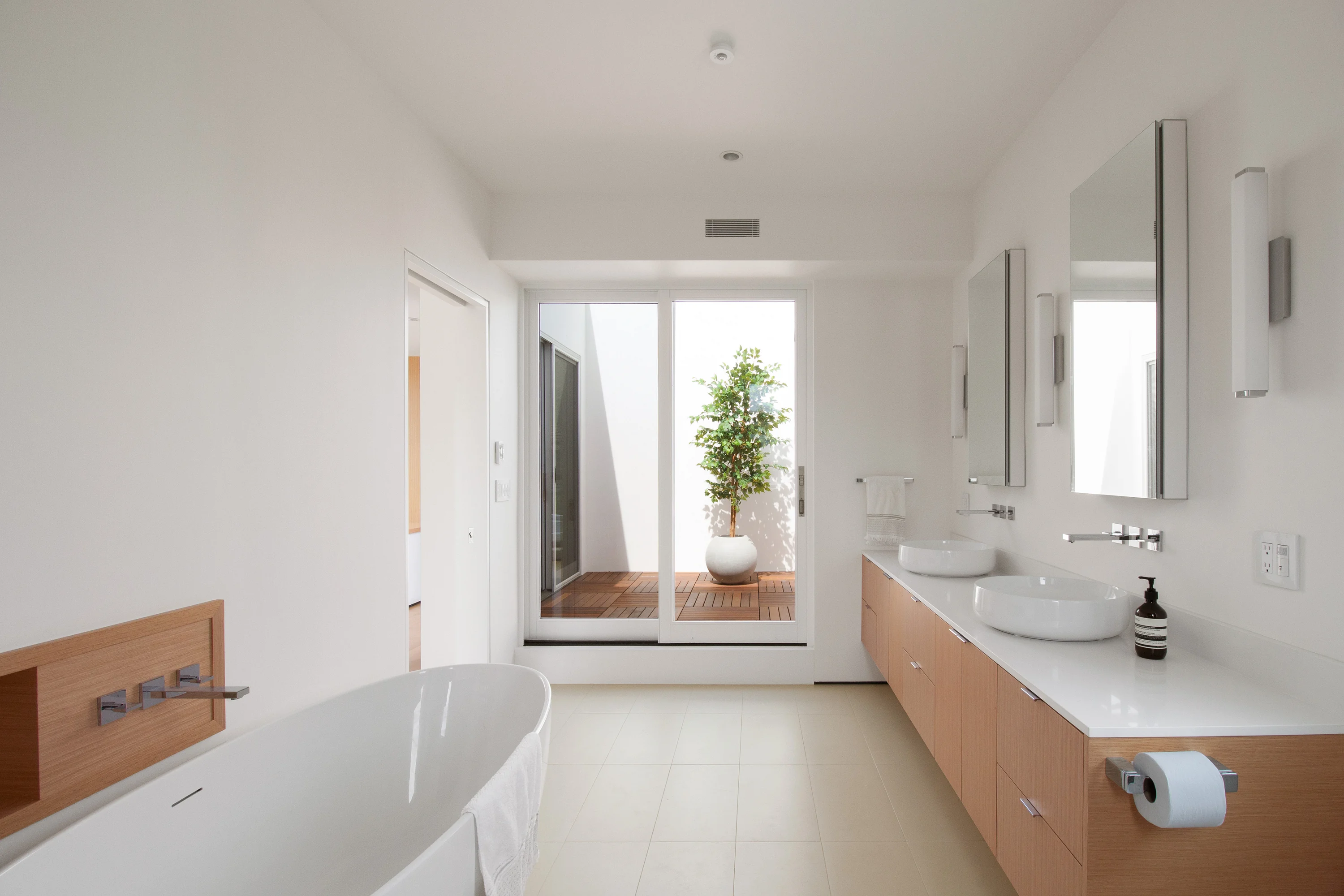 Additional view of the primary bathroom